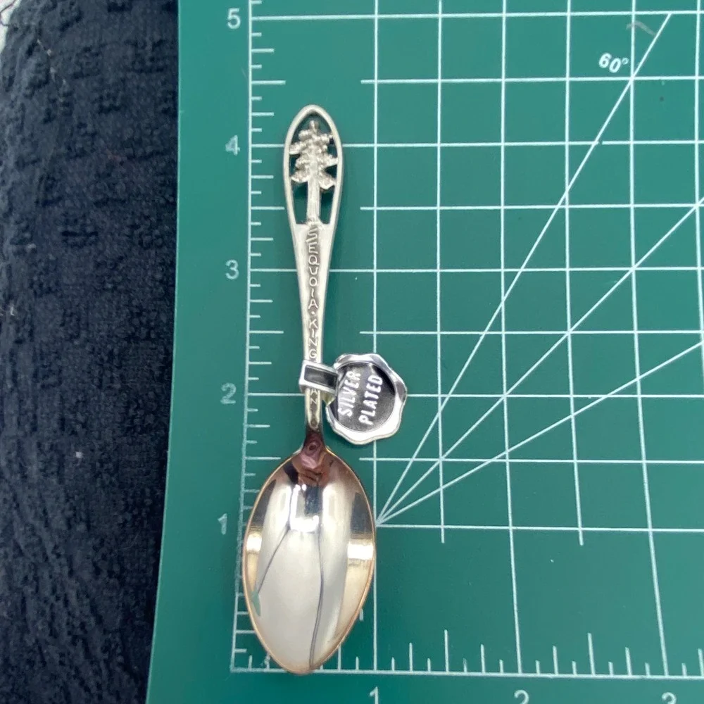 Vintage Sequoia Kings Canyon Souvenir Spoon Silver Cutout Tree Tag California NP